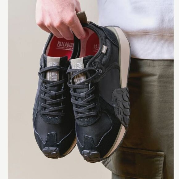 NIB Palladium Unisex Troop Runner - Black 10.5 Mens / 12 Womens - Picture 2 of 14